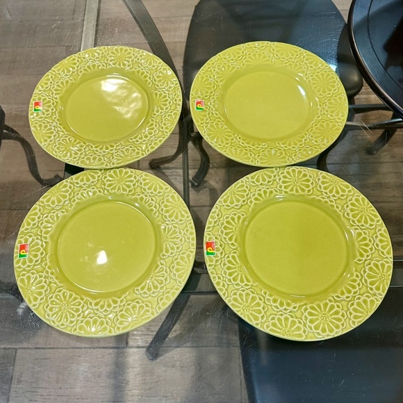 🦋Pier 1 Set of 4 Amadora Green salad Plate’s - Picture 7 of 8